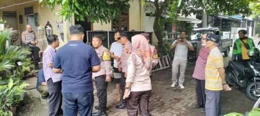 Polsek Banyumanik Mendatangi Laporan Warga Terkait Laki Laki MD di Srondol Wetan