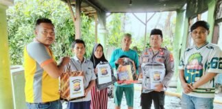 Peduli Kebakaran, Kapolsek Banjarsari Turun Langsung Berikan Bantuan Ke Warga Desa Tamansari