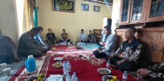 Kapolsek Ngimbang Gelar Rakor Forkopimcam Bersama Sekdes Se Kecamatan Ngimbang