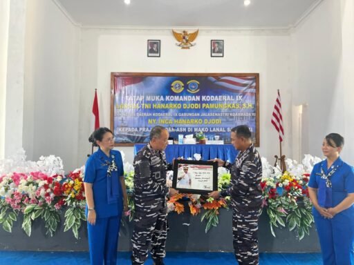 Dankodaeral IX & Ketua Daerah Gabungan Jalasenastri Koarmada RI Gelar Kuker Di Lanal Saumlaki