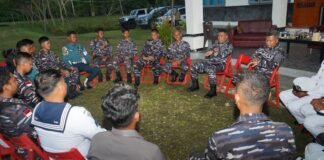 Gelora Samudera Timur Indonesia&Semangat, Dankodaeral X Kunjungi Prajurit Jalsena Lanal Sarmi