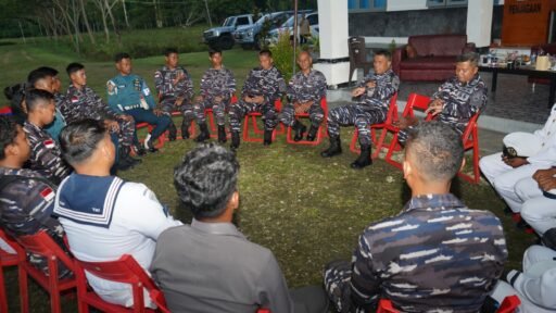 Gelora Samudera Timur Indonesia&Semangat, Dankodaeral X Kunjungi Prajurit Jalsena Lanal Sarmi