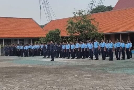 Satdik-Satdik Cabang Surabaya Gelar Upacara Hari Pahlawan