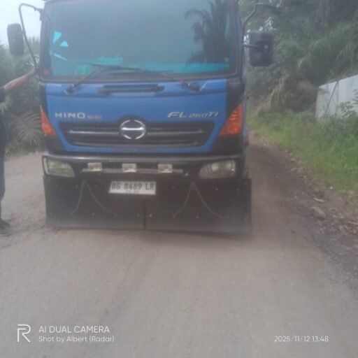 Diduga Mobil Puso Bermuatan Minyak Ilegal ‘Koordinasi Gumanti’ Melintas Bebas, Kebal Hukum?