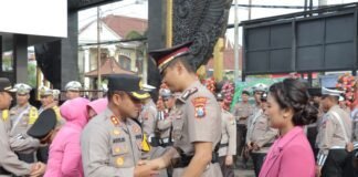 Polres Lamongan Gelar Sertijab Kasat Lantas dan Kasat Polairud
