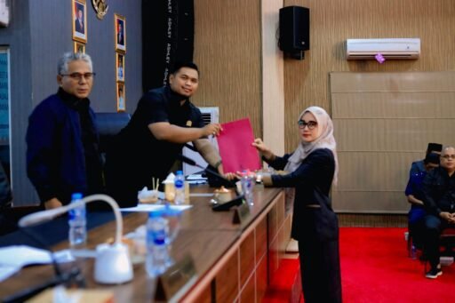 DPRD Meranti Gelar Paripurna Pandum Fraksi Terhadap Penyampaian Nota Keuangan Ranperda APBD 2026