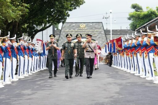 Panglima TNI dan Kapolri Lantik 1.621 Prabhatar di Akmil Magelang
