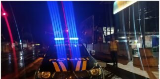 Polsek Ngimbang Patroli Blue Light Guna Siskamtibmas Dan Cegah Kriminalitas Di Malam Hari