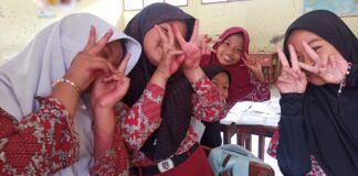 Kami Menunggu MBG Pak Prabowo Salam .urid SDN 1 Tawangheman Solokanjeruk Kabupaten Bandung