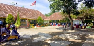 Dua Bulan Setengah Diabaikan, 8 Siswa Tanpa Menu Pengganti