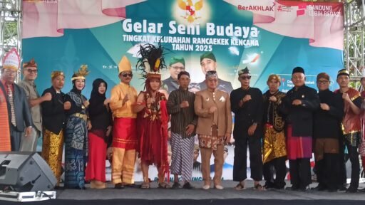 Gelar Budaya Rancaekek Kencana di Buka Camat Rancaekekk,