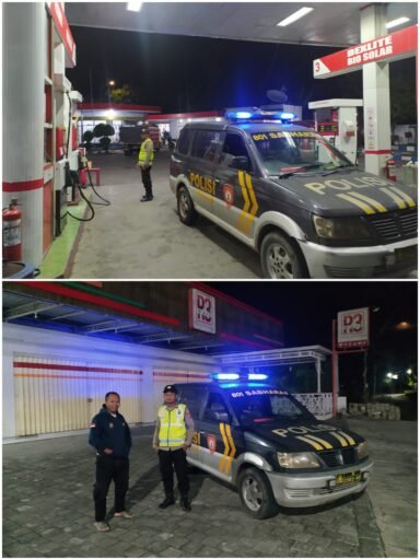 Kapolsek Ngimbang Gelar Patroli Blue Light Siskamtibmas Guna Cegah Dan Tangkal Kriminalitas