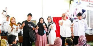 Gempungan Pelayanan Publik di Desa Cipinang, Purwakarta