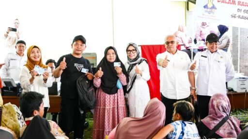 Gempungan Pelayanan Publik di Desa Cipinang, Purwakarta