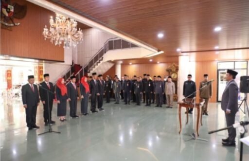 Lantik 7 Pejabat Eselon ll, Parosil Mabsus, Tanggung Jawab Pejabat Kini Lebih Berat