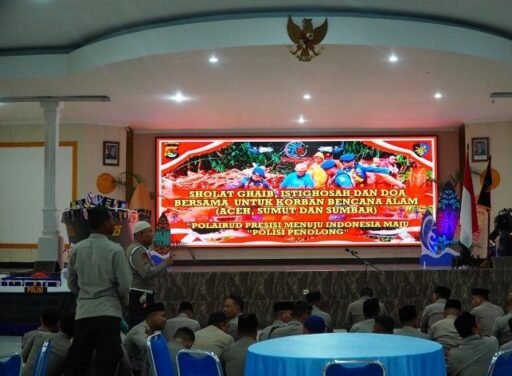 Ditpolairud Polda NTB Gelar Sholat Ghaib, dan Bantu Korban Bencana Pada Syukuran HUT Ke-75