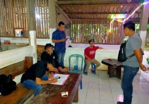 Pastikan Nataru Kondusif, Satresnarkoba Polresta Mataram Sita Ratusan Aneka Miras Beralkohol