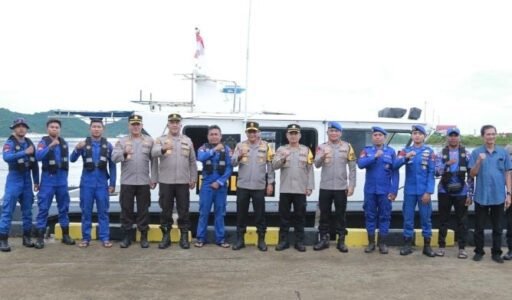 Kapolda NTB Pimpin Patroli Laut di Sekotong, Pastikan Perairan Aman Jelang Tahun Baru 2026