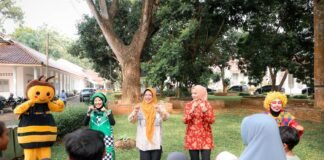Tinawati Andra Soni dan Banten Ceria Rayakan Hari Dongeng Nasional dengan Pesan Peduli Alam