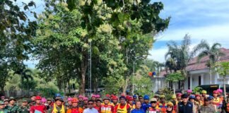 Peringati Hari Relawan Sedunia, Andra Soni Lepas Ratusan Relawan Bersihkan Sungai Cibanten