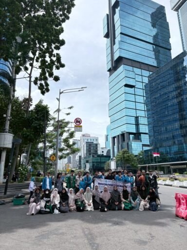 Mahasiswa Patani Selatan Thailand, Galang Dana untuk Korban Bencana Sumatera di Bundaran HI