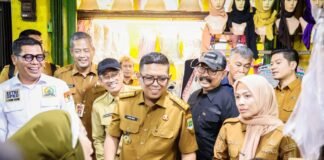 Gubernur Banten Andra Soni Tinjau Pasar Ciruas, Harga Pangan Relatif Terkendali Jelang Nataru