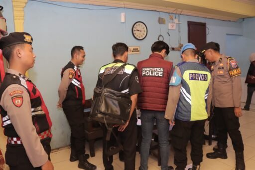 Antisipasi Peredaran Narkoba, Satresnarkoba Polres Lamongan Gelar Razia Tempat Hiburan Malam
