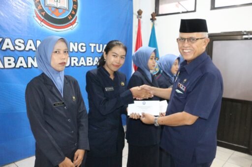 Yayasan Hang Tuah Surabaya Salurkan Bantuan Sosial Bagi Guru dan Pegawai Satdik TK dan SD