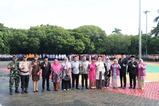 Peringatan Hari Ibu, Wali Kota Bekasi Apresiasi Peran Perempuan Menuju Indonesia Emas 2045