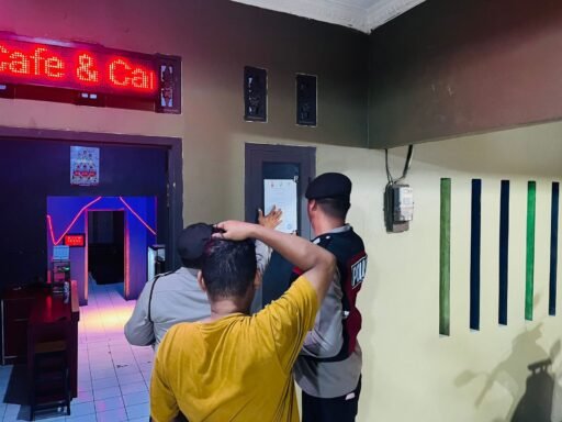Polsek Patokbeusi Tempel Surat Himbauan Penutupan Tempat Hiburan Jelang Tahun Baru 2026