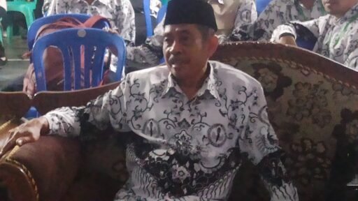 Deni Susanto, S.Pd. M.Pd. Terpilih Kembali Sebagai Ketua PGRI Cabang Ciparay 2025-2030