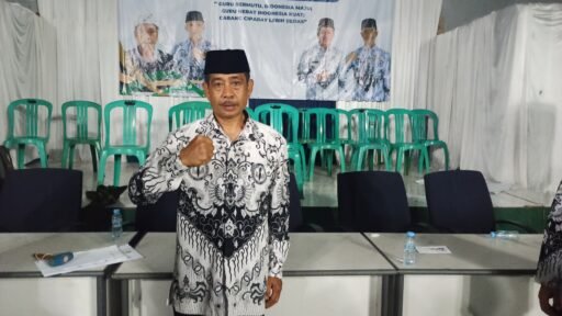 Deni Susanto, S.Pd. M.Pd. Jabatan Kembali Ketua PGRI Cabang Ciparay 2025-2030