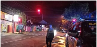 Guna Cegah Dan DayaTangkal 4C Polsek Ngimbang Gelar Patroli Blue Light Di Daerah Rawan