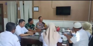 Kapolsek Ngimbang Bersama Forkopimcam, Dirut RSUD dan Kepala Puskesmas Gelar Cooling System
