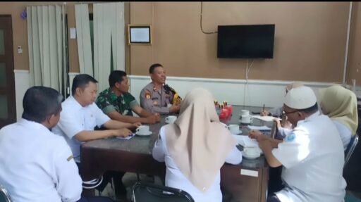 Kapolsek Ngimbang Bersama Forkopimcam, Dirut RSUD dan Kepala Puskesmas Gelar Cooling System