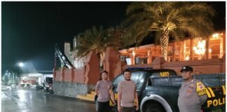 Polsek Ngimbang Intensifkan Patroli Blue Light Guna Cegah Dan Tangkal 4C Di Daerah Rawan