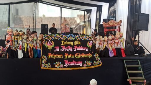 Dalang M. Rafly Fahlevy Pujaran Putu Giri Harja 2 Dalam Tasyakur Khitan Fahlevy & Shaqeel