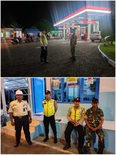 Polsek Ngimbang Patroli Blue Light Sinergitas Guna Antisipasi 4C Menjelang Natal Dan Tahun Baru