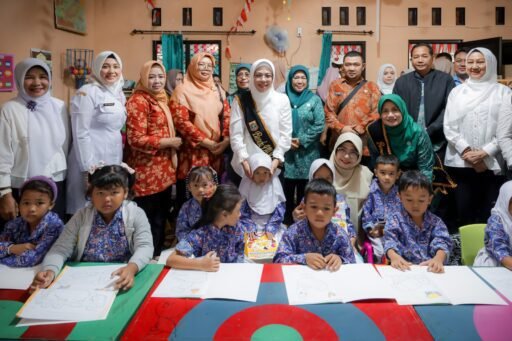 Tinjau TK Negeri Tunas Merak, Tinawati Andra Soni Soroti Kebersihan dan Sanitasi Sekolah