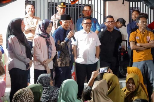 Andra Soni Dialog dengan Warga Cigelam, Soroti Penanganan Banjir Menyeluruh