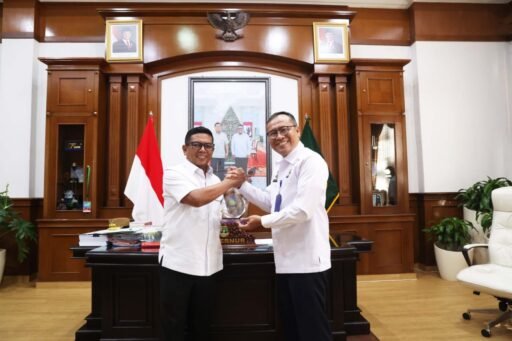 Bertemu BMKG, Gubernur Banten Andra Soni Tekankan Pentingnya Informasi Cuaca Resmi