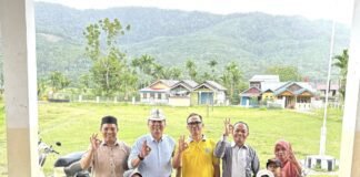 Sekda Pasaman Yudesri Tinjau Penyaluran Bantuan Pangan di Kecamatan Rao Utara