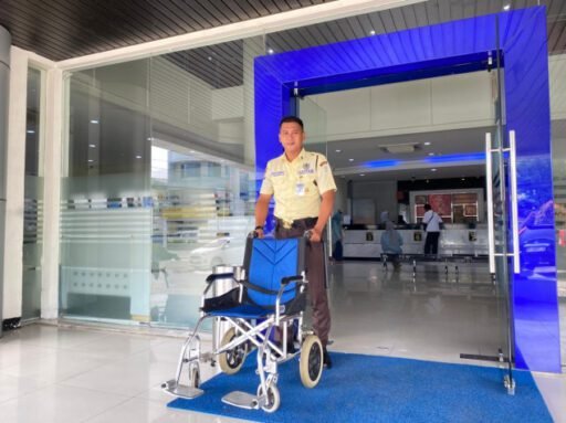 Lebih dari Sekadar Bank, BRI KC Cilegon Wujudkan Komitmen Humanis bagi Nasabah Disabilitas