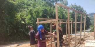 Satgas Gulbencal Kodim 0211/TT Tambah 4 MCK di Pengungsian Simpang Sipange