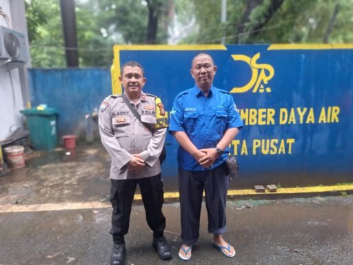 Bhabinkamtibmas Pegangsaan Pastikan Pompa SDA Jalan Penataran Siap Cegah Genangan