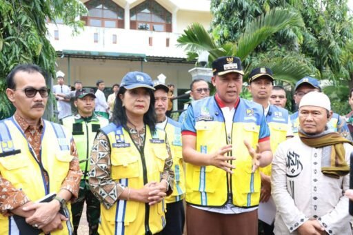 Wali Kota Dan Wakil Menteri PU Tinjau Lokasi Banjir, Bersinergi Siapkan Langkah Penanganan Terpadu