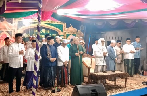 *Peringatan Isra Mi’raj di Desa Pal Sembilan Dihadiri Gubernur Kalbar dan Tokoh Nasional*