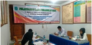 Polsek Ngimbang Gelar Pengamanan Ujian Perangkat Desa Gebangangkrik Kecamatan Ngimbang