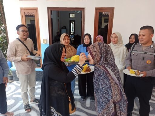 Ummi Hj. De Erma Mulyani, Ketua Yayasan Ermantis Sejarah Abadi, Syukuran SPPG Sumbersari 2