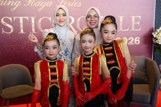 Ketua Dekranasda Banten Bangga Hadirnya Raya Series, Fesyen Lokal Bernilai Budaya